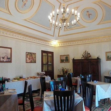 Palazzo Diamante Hotel Calascio ภายนอก รูปภาพ