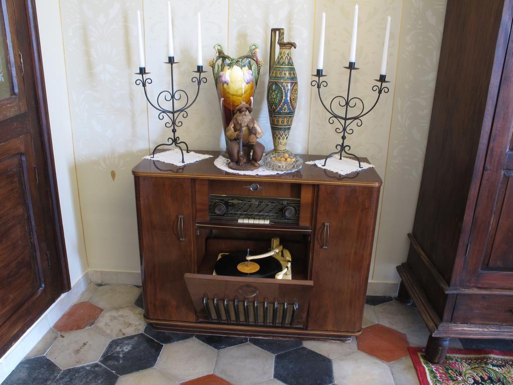 Palazzo Diamante Hotel Calascio ภายนอก รูปภาพ