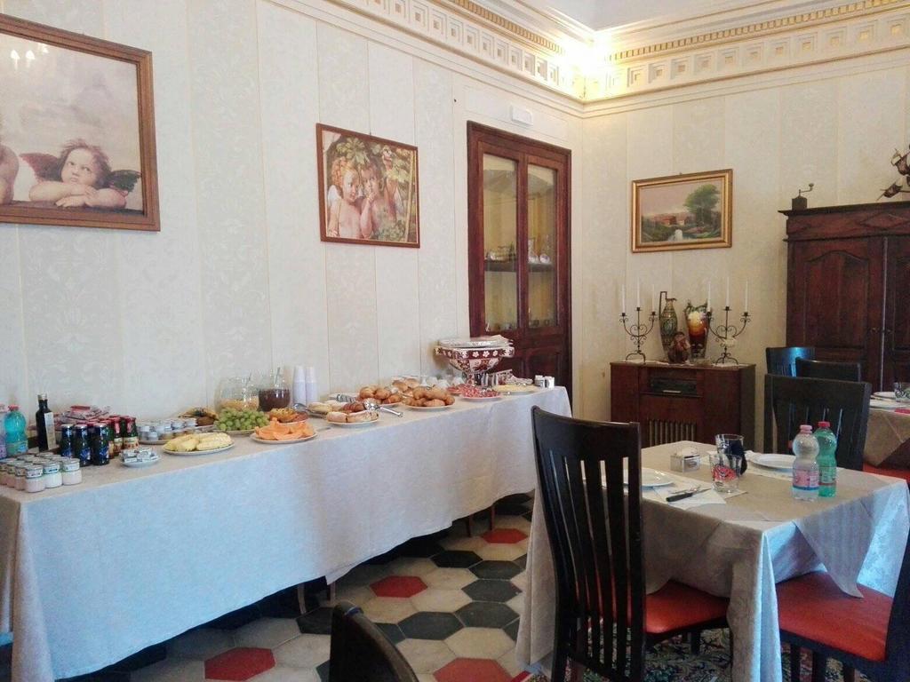 Palazzo Diamante Hotel Calascio ภายนอก รูปภาพ